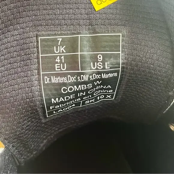 Dr. Martens COMBS WOMEN POLY & LEATHER CASUAL BOOTS SZ 9 - Picture 7 of 7